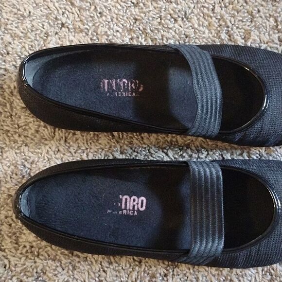 Munro American Women's Size 8.5 N Black Slip on Stretchy Strap Mary Janes Heeled - Picture 10 of 12